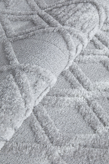 Mari Lisa Silver Diamond Pattern Rectangle Rug